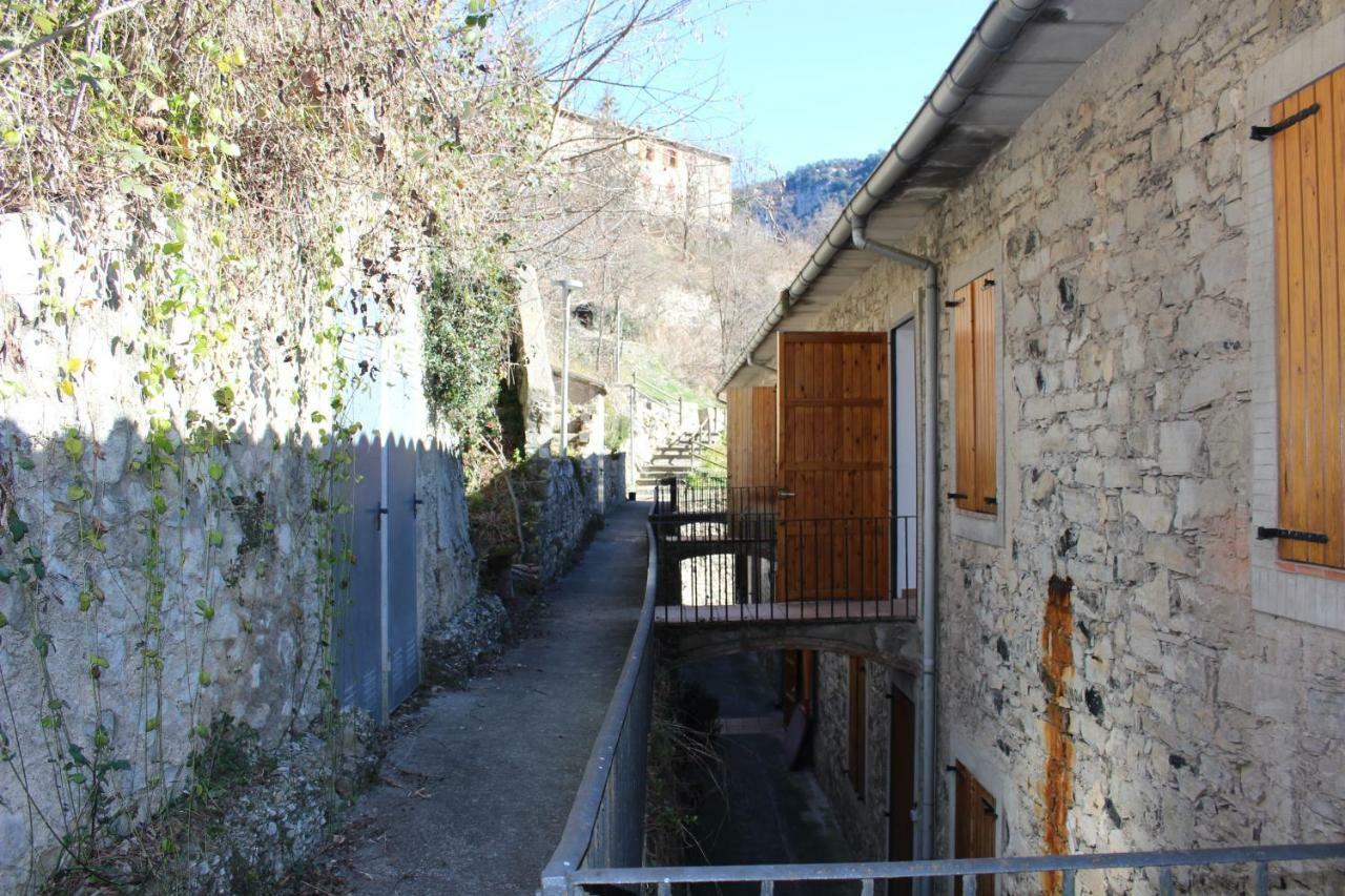Duplex Para 6 En Cercs, Berga - A 30 Mins Del Pedraforca Sant Corneli Ngoại thất bức ảnh